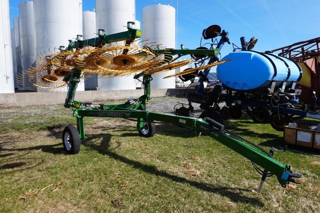 Hay Runner RCR812 Equipment Image0