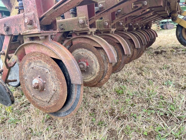 Image of Haybuster 107 equipment image 3