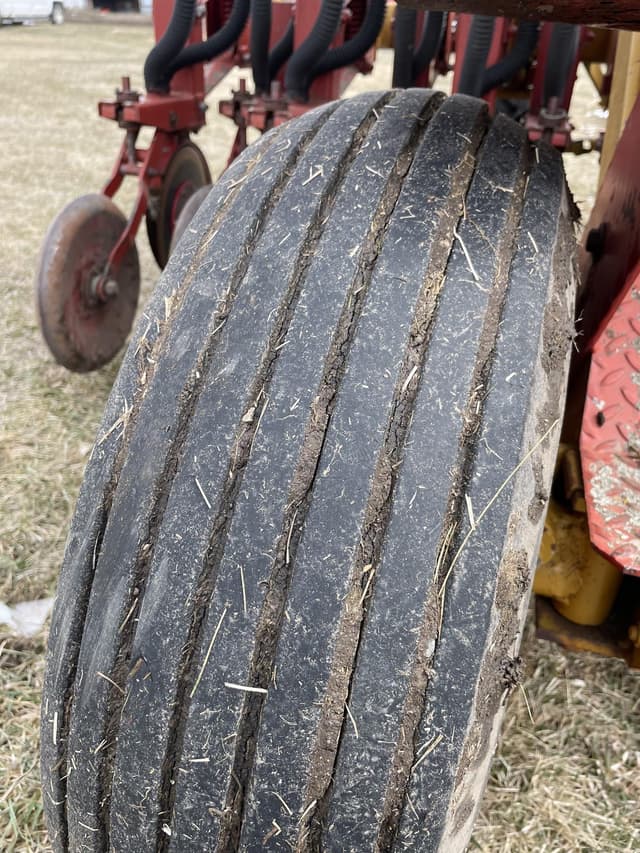 Image of Haybuster 147 equipment image 4