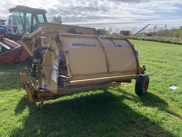 Image of Haybuster 2100 equipment image 1