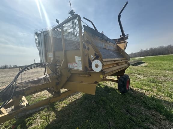 Image of Haybuster 256 Plus II equipment image 1