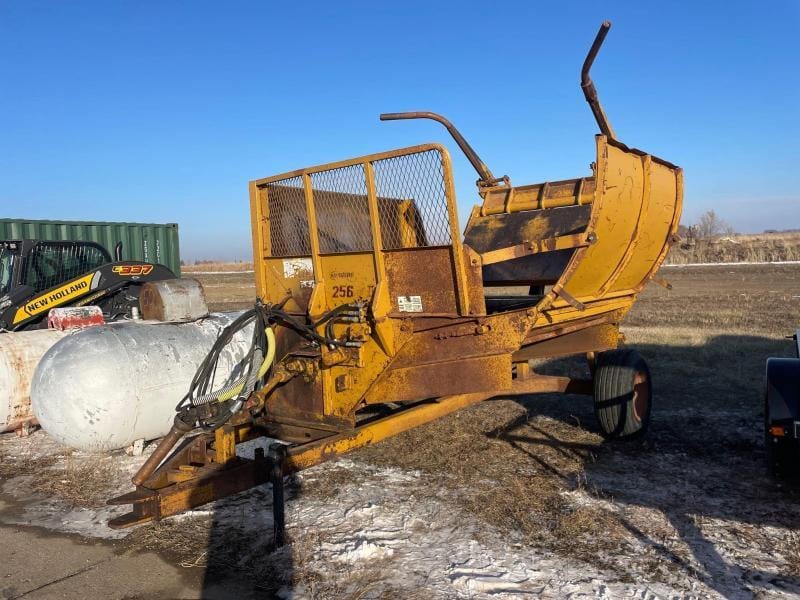 Main image Haybuster 256 Plus II