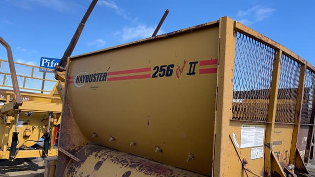 Image of Haybuster 256 Plus II equipment image 4
