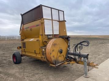 Main image Haybuster 2564