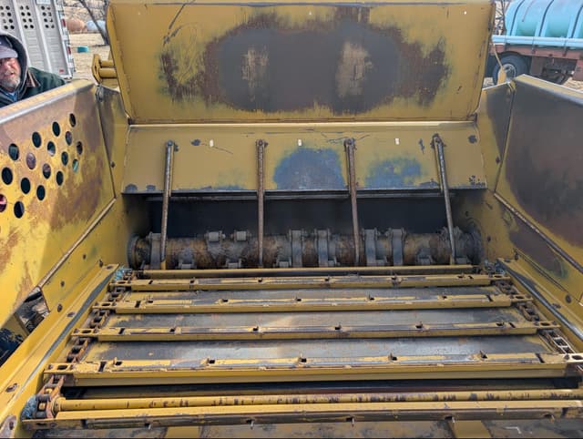 Image of Haybuster 256 equipment image 3