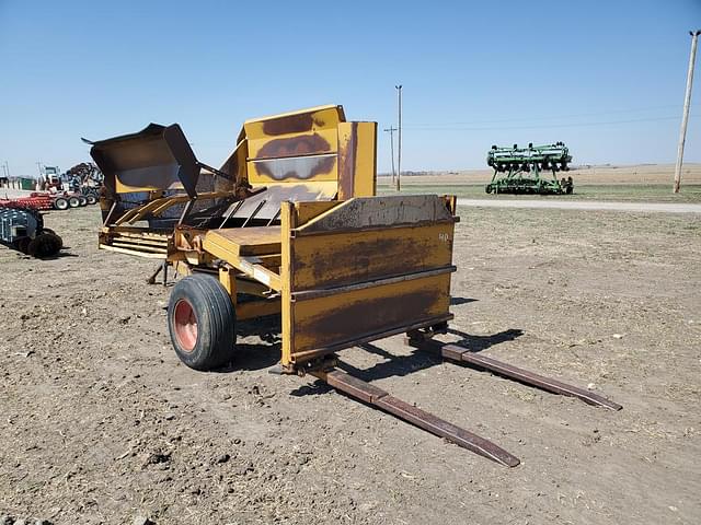 Image of Haybuster 256 Plus II equipment image 2