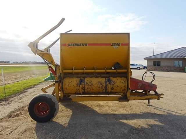 Image of Haybuster 2640 equipment image 2