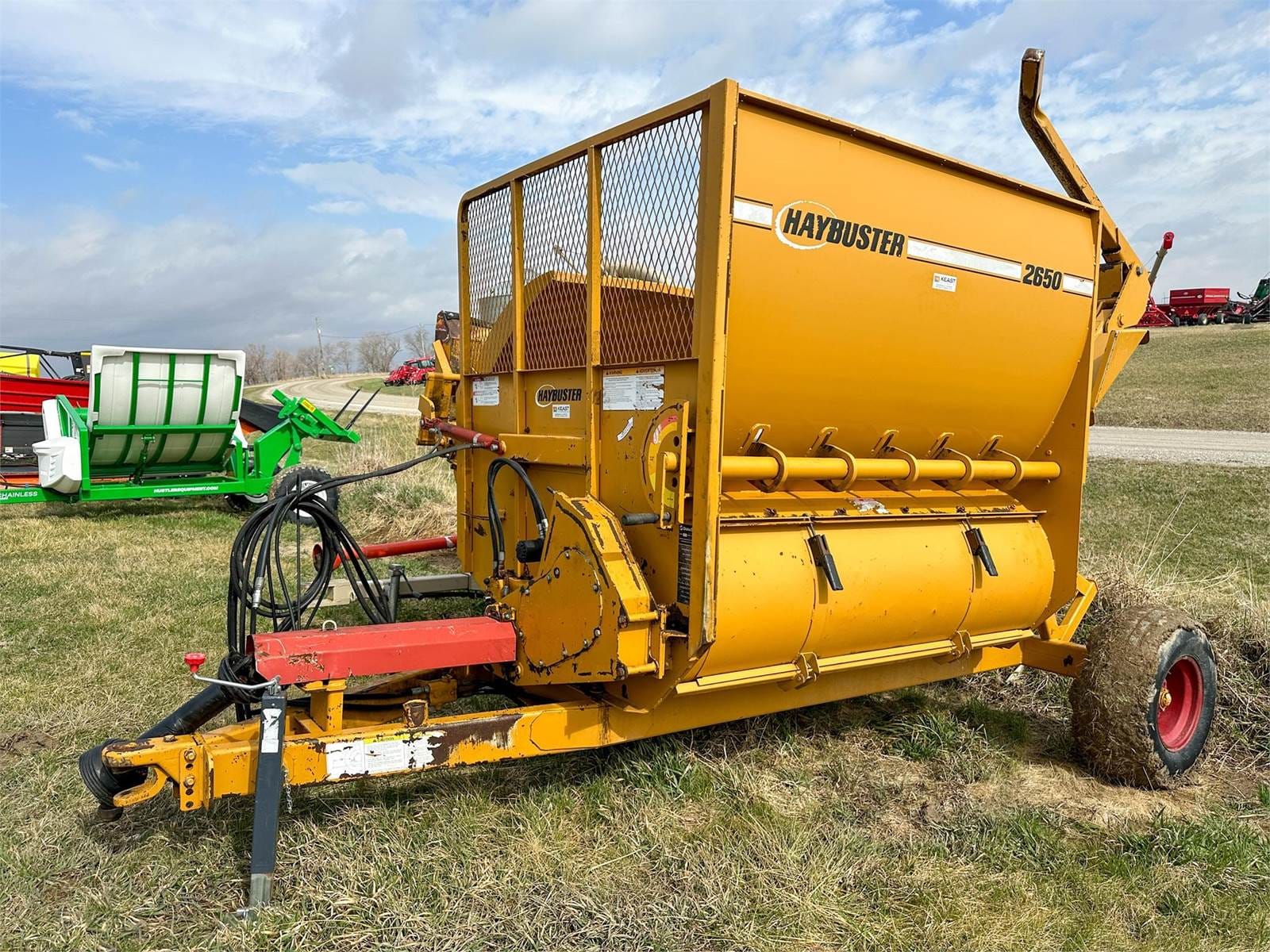 Haybuster 2650 Equipment Image0