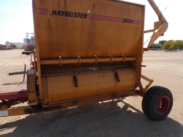 Image of Haybuster 2650 equipment image 3