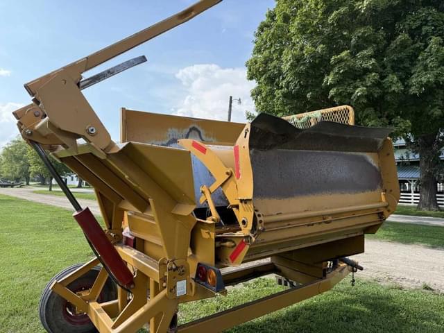 Image of Haybuster 2650 equipment image 4