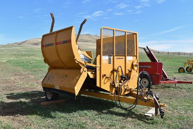 Image of Haybuster 2650 equipment image 2