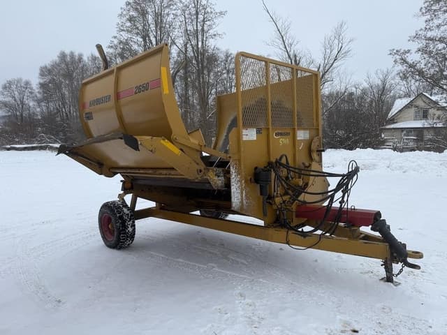 Image of Haybuster 2650 equipment image 2