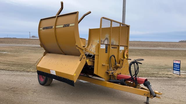 Image of Haybuster 2650 equipment image 2