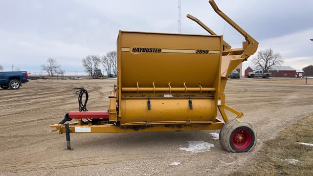 Image of Haybuster 2650 equipment image 1