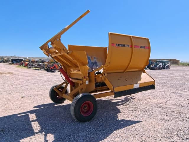 Image of Haybuster 2650 equipment image 4