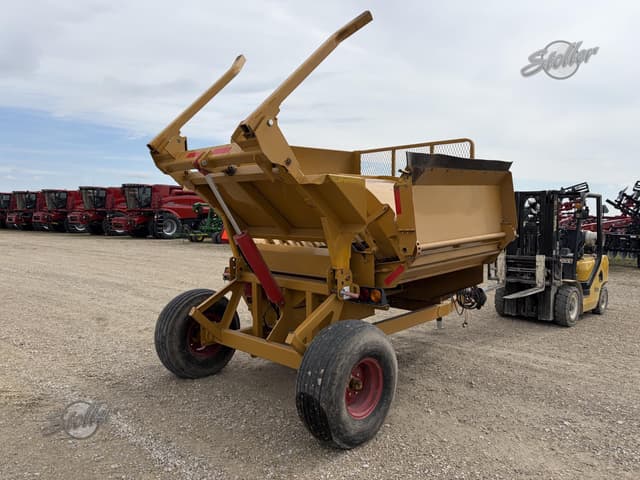 Image of Haybuster 2655 equipment image 2