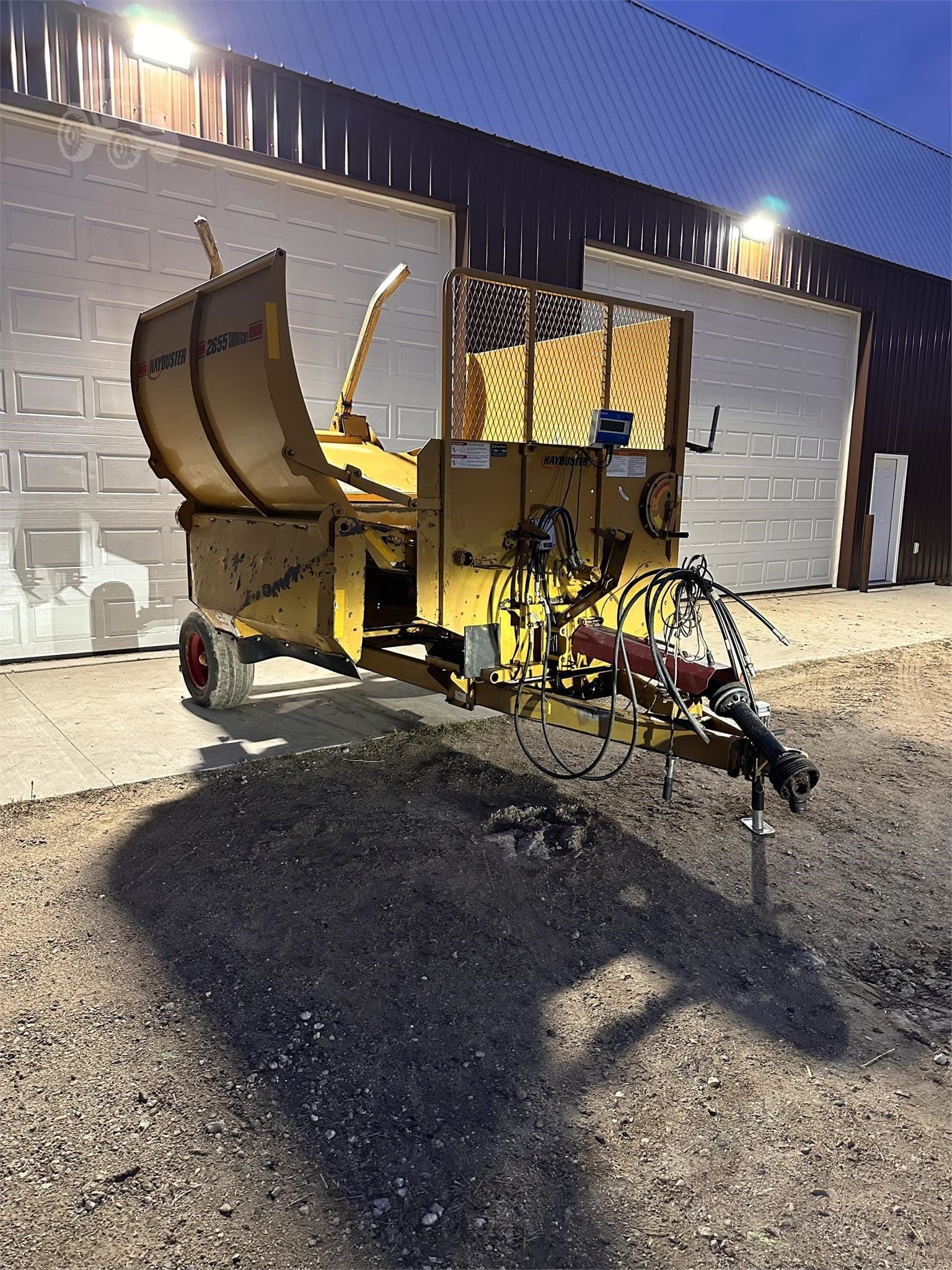 Haybuster 2655 Equipment Image0