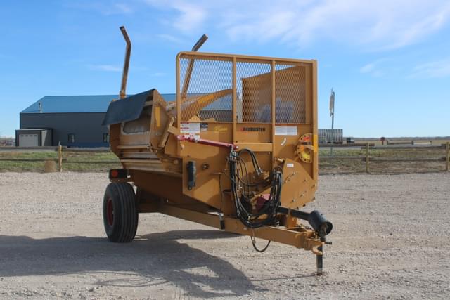 Image of Haybuster 2660 equipment image 2