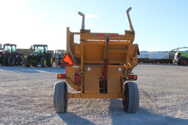Image of Haybuster 2660 equipment image 4