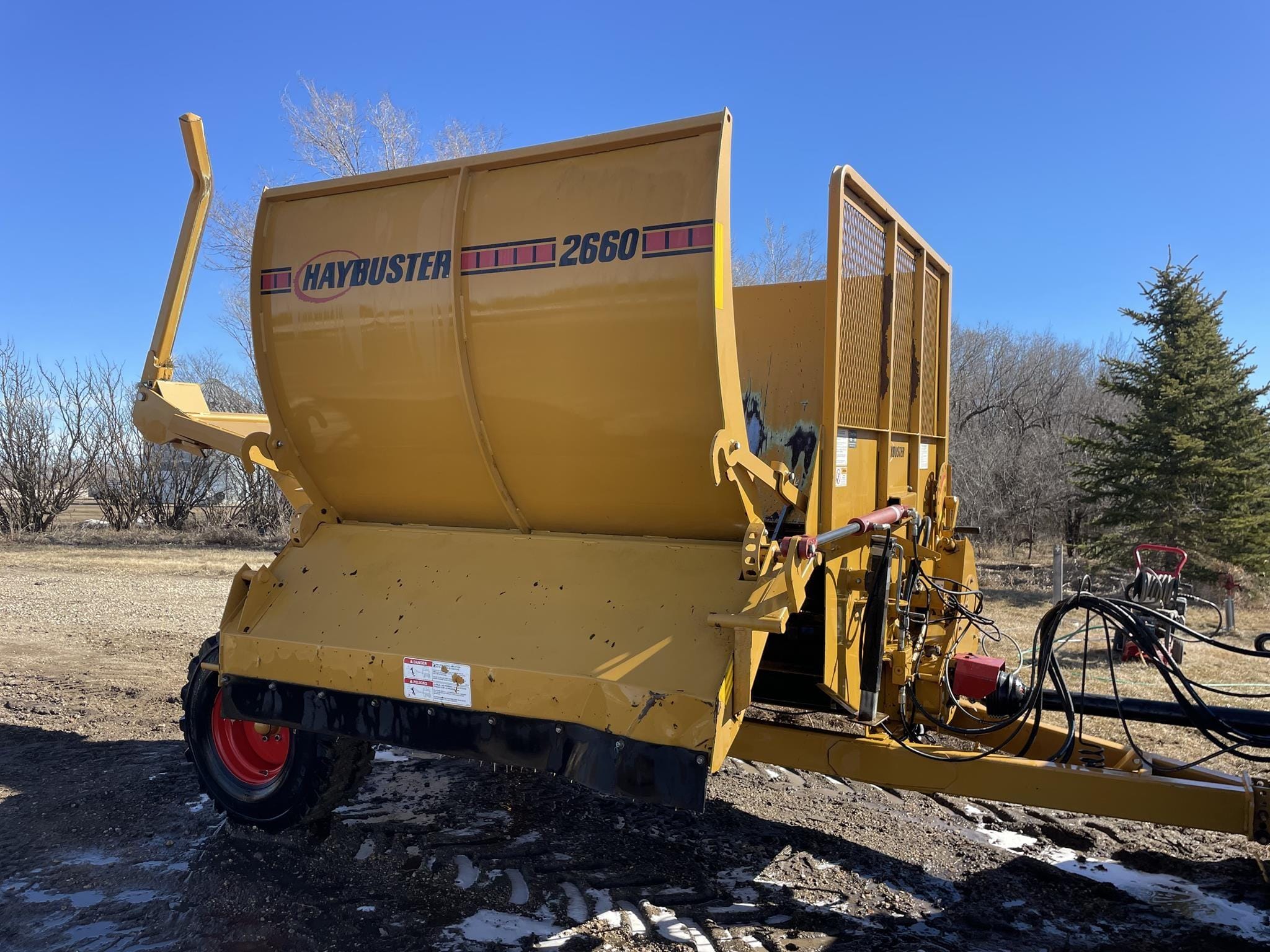 Haybuster 2660 Equipment Image0