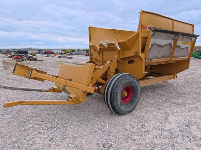 Image of Haybuster 2800 equipment image 4