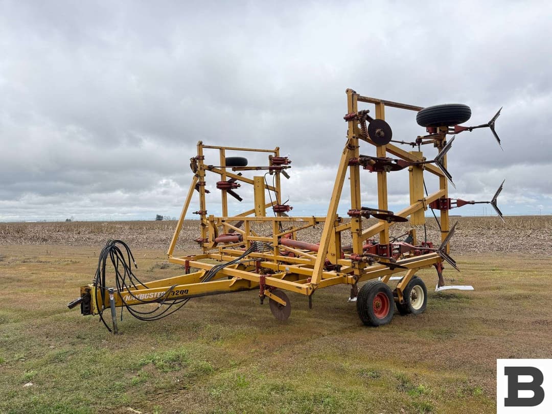 Image of Haybuster 3200 Primary image