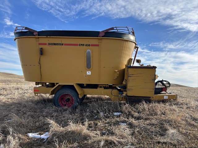 Image of Haybuster CMF-830 equipment image 3