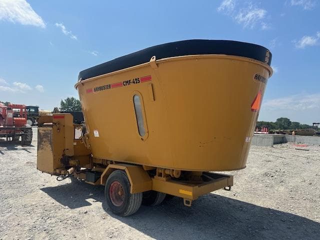 Image of Haybuster CMF-425 equipment image 2