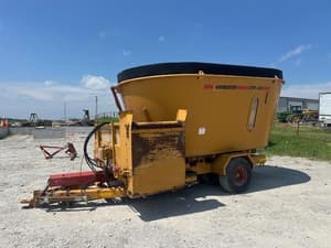 Haybuster CMF-425 Image