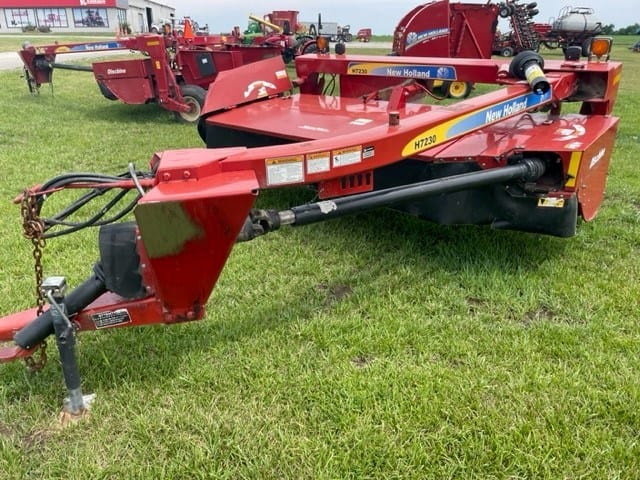 Main image New Holland H7230