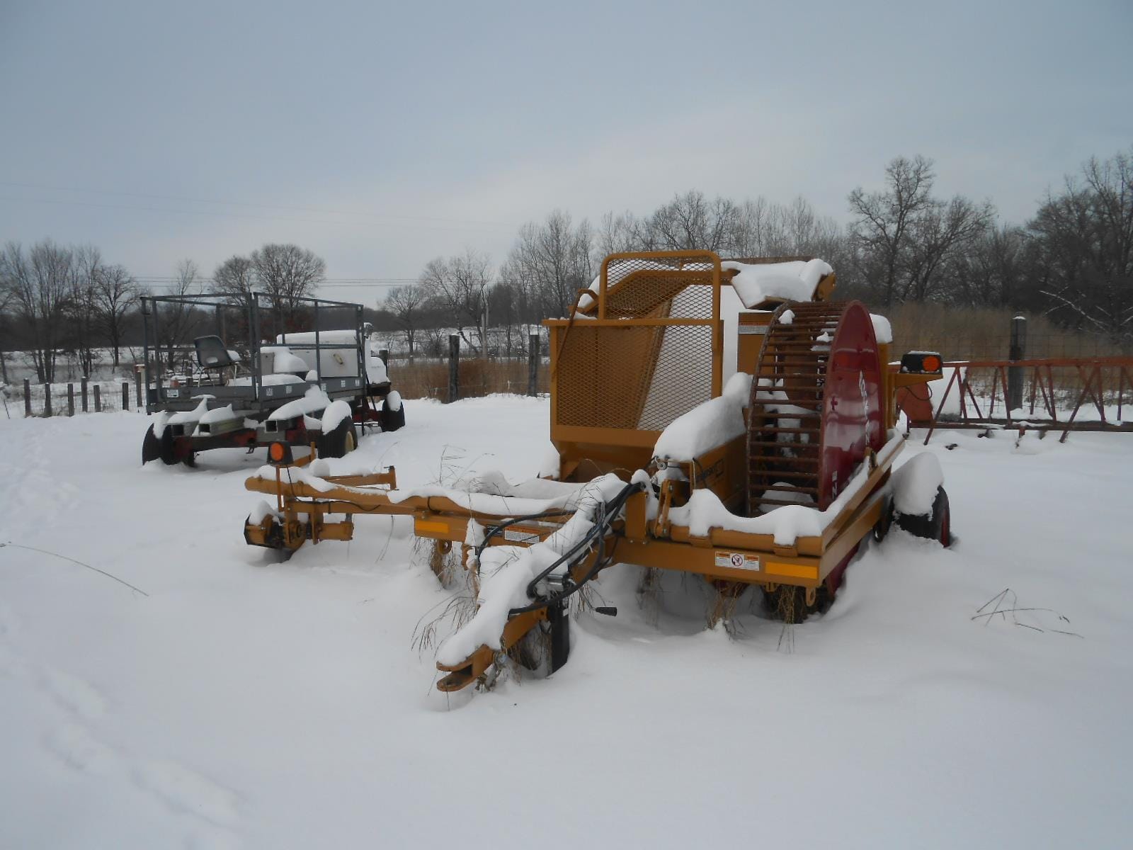 Haybuster H-106 Equipment Image0