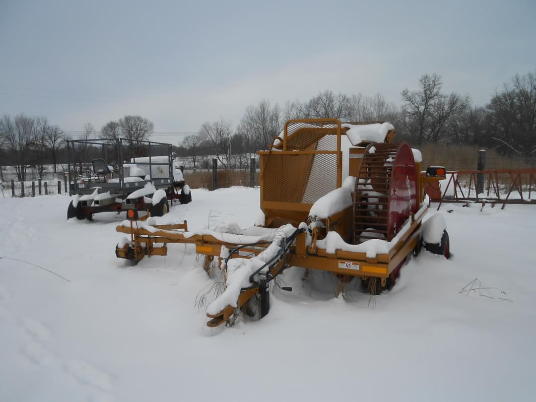 Image of Haybuster H-106 Image 0