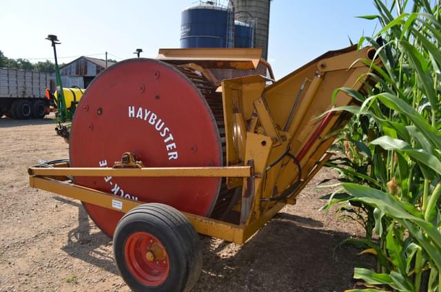 Image of Haybuster H106 equipment image 3