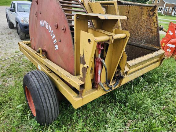 Image of Haybuster L-106 equipment image 4