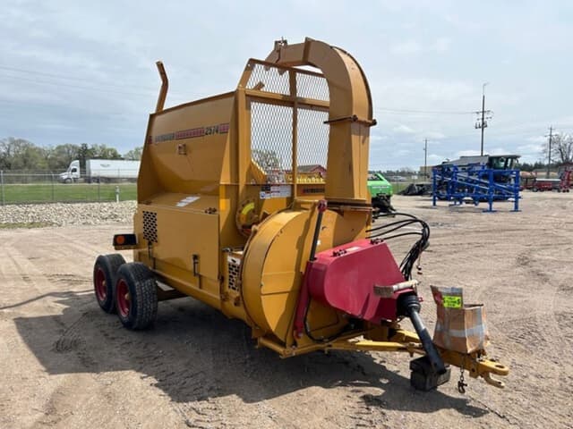 Image of Haybuster 2574 equipment image 2