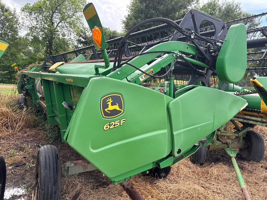 Image of John Deere 625F Image 0