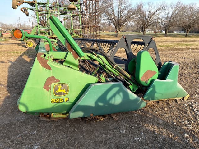 Image of John Deere 925F equipment image 4