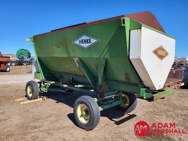 Image of Henke B240 equipment image 3