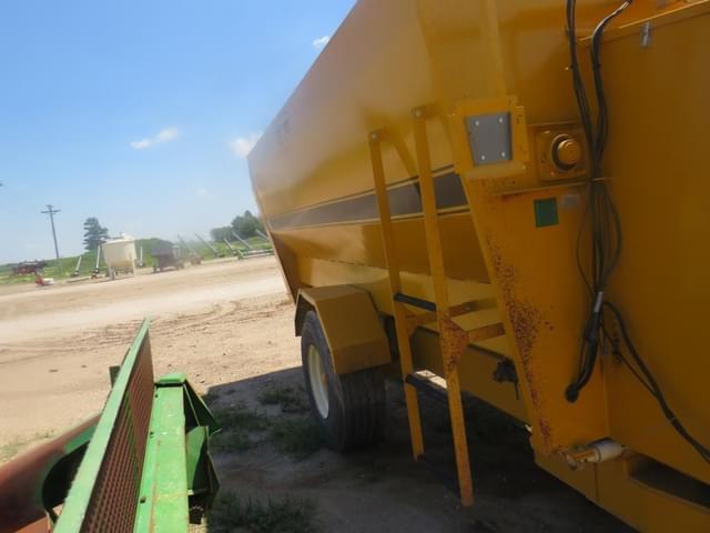 Image of Henke 485 equipment image 4