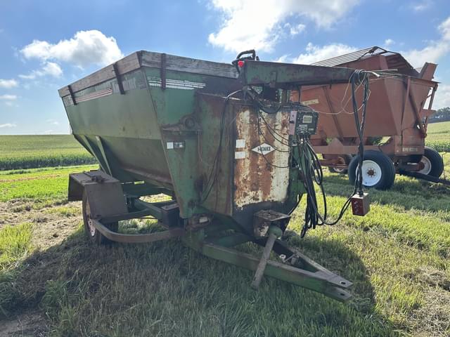 Image of Henke B240 equipment image 4