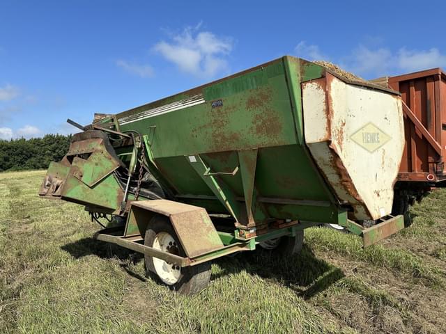 Image of Henke B240 equipment image 1
