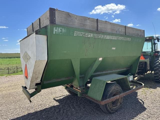 Image of Henke B240 equipment image 4