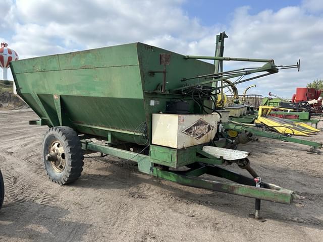 Image of Henke B240 equipment image 1