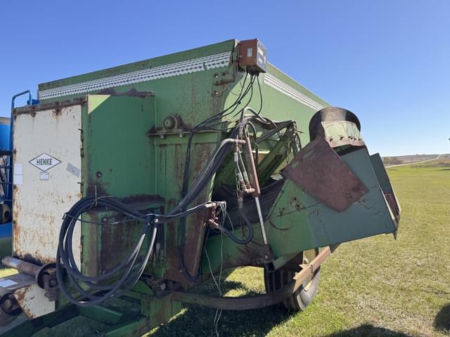 Image of Henke B300 equipment image 4