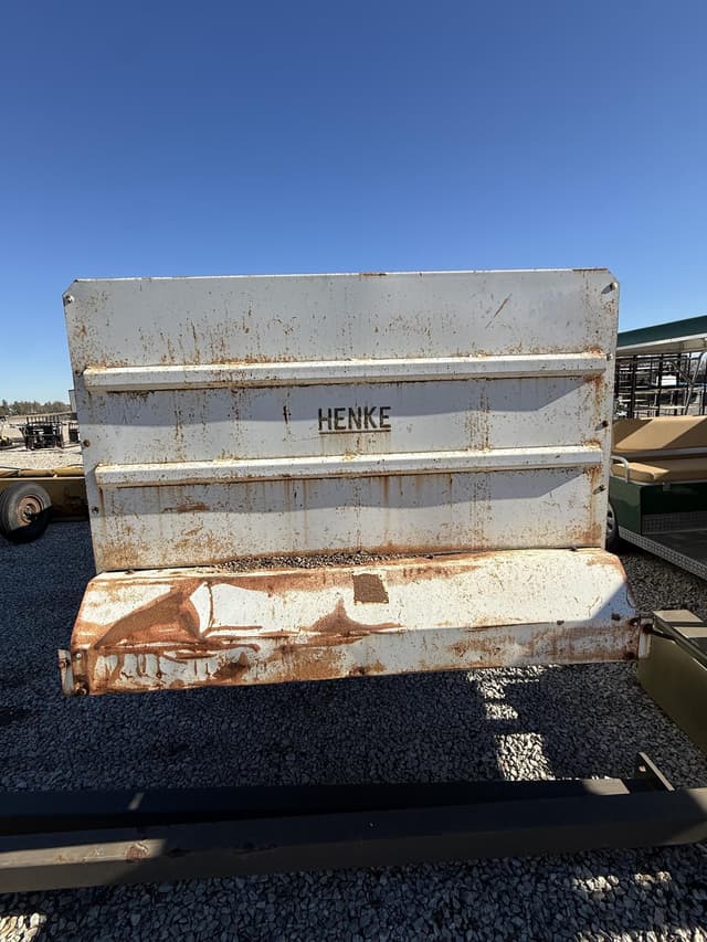 Image of Henke Kwikfeeder 2210 equipment image 3