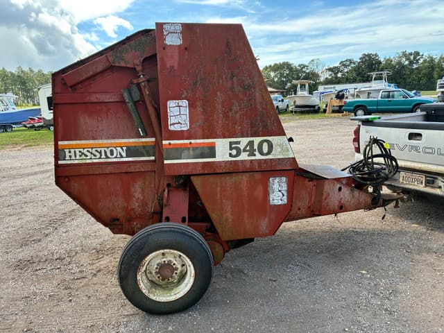 Image of Hesston 540 equipment image 3