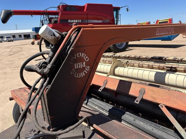 Image of Hesston 1014 equipment image 4