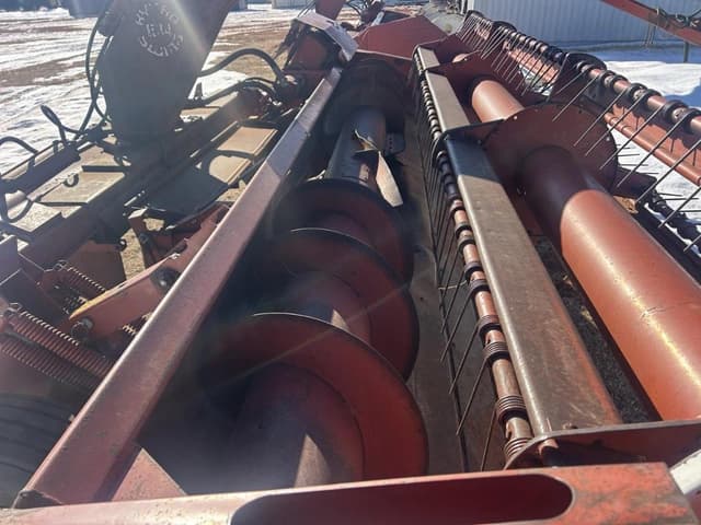 Image of Hesston 1014 equipment image 4