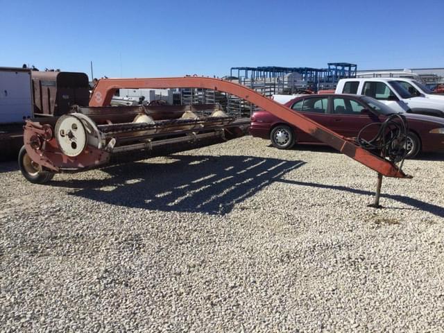 Image of Hesston 1014 equipment image 2