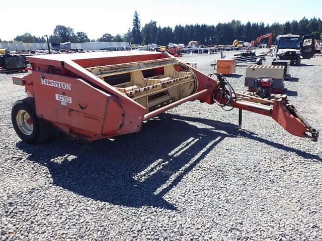 Image of Hesston 1070 equipment image 2